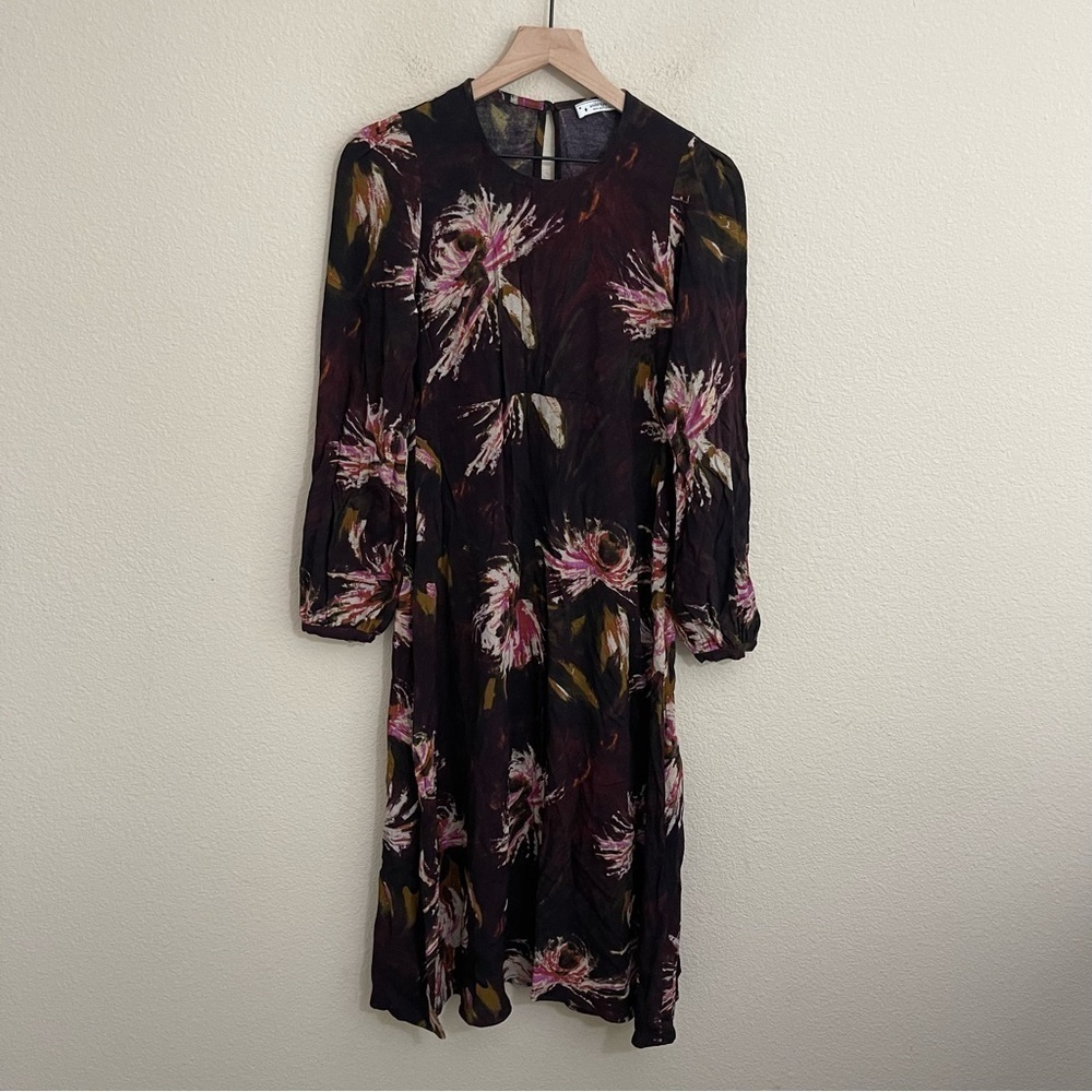 Midi Dress in Deep Plum Floral - Picture 4 of 15